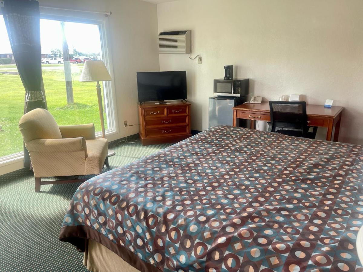 Rodeway Inn Flora Zewnętrze zdjęcie