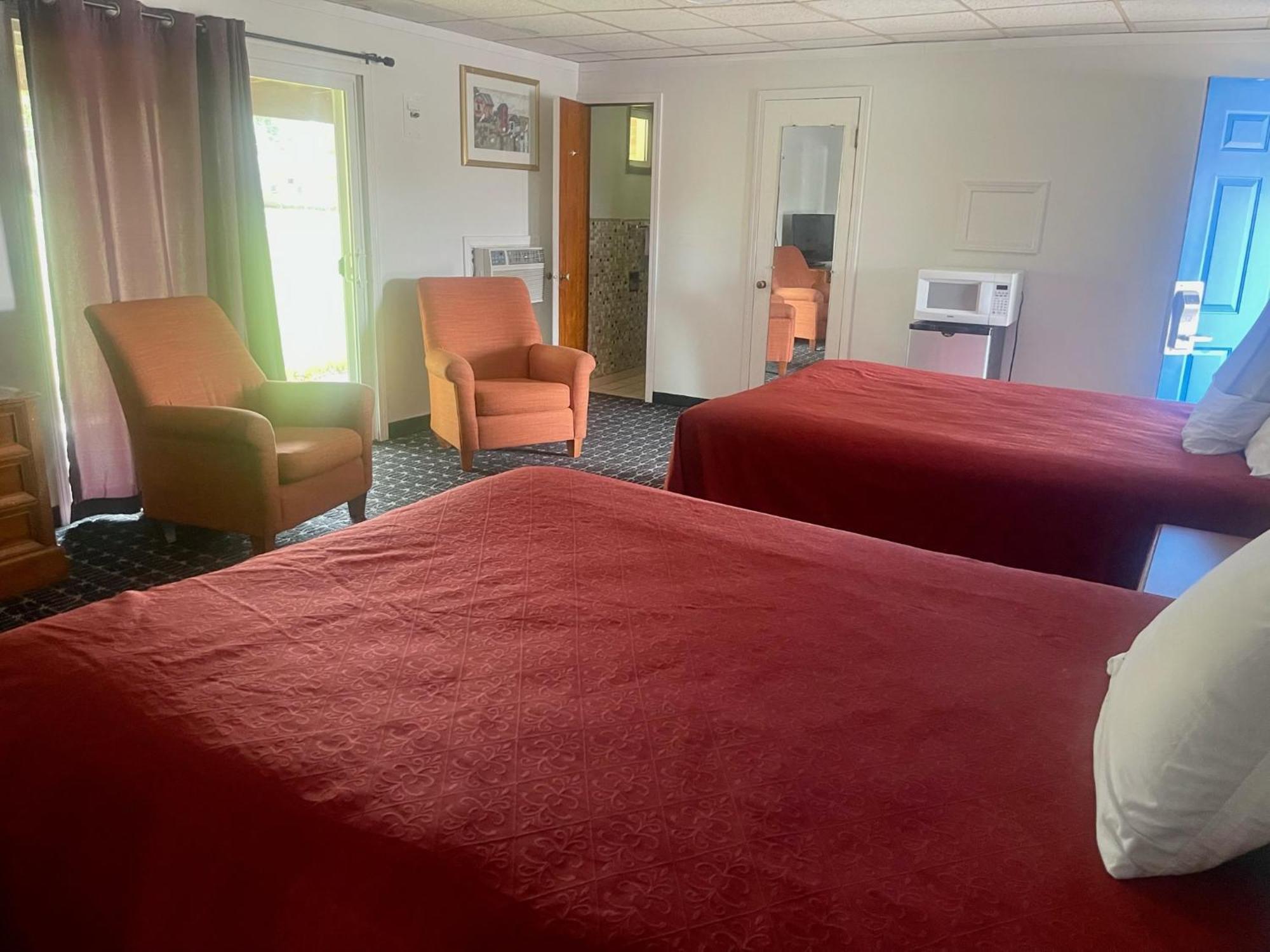 Rodeway Inn Flora Zewnętrze zdjęcie